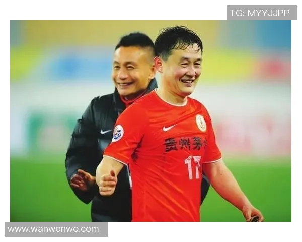 中国足球历史最早球星的传奇故事与影响力探索
